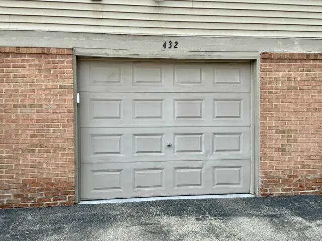 432 Marigold Circle Westland, MI 48185
