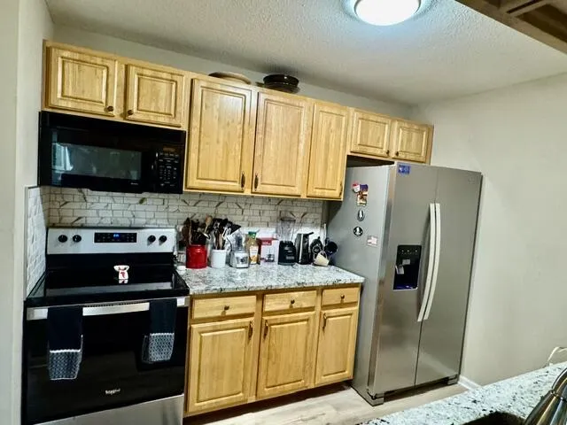 432 Marigold Circle Westland, MI 48185