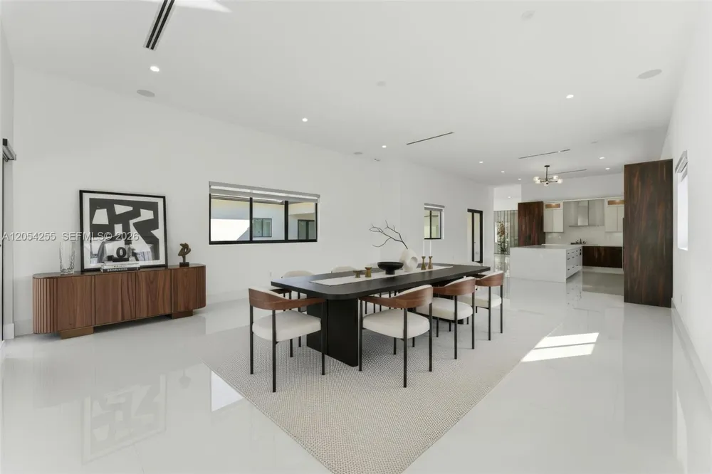 10005 SW 66th St Miami, FL 33173