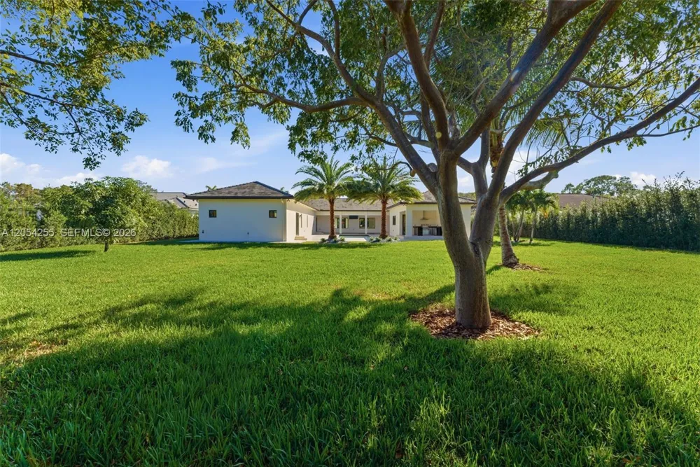 10005 SW 66th St Miami, FL 33173