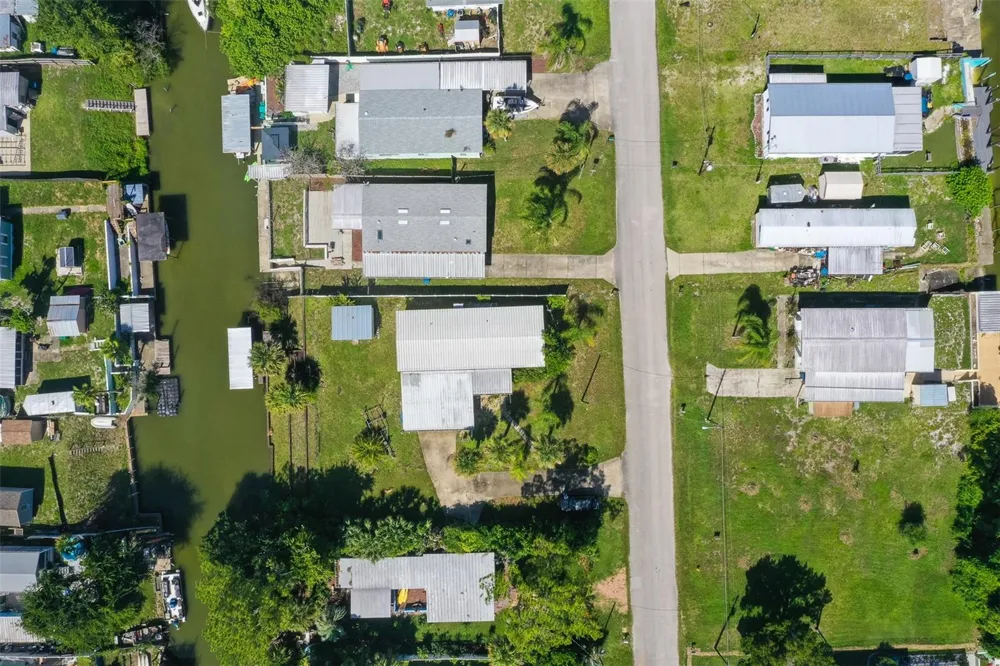 110 CHARLES STREET Edgewater, FL 32141