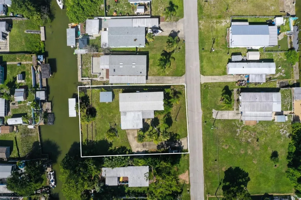 110 CHARLES STREET Edgewater, FL 32141