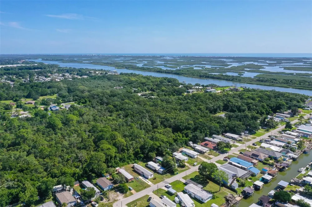 110 CHARLES STREET Edgewater, FL 32141