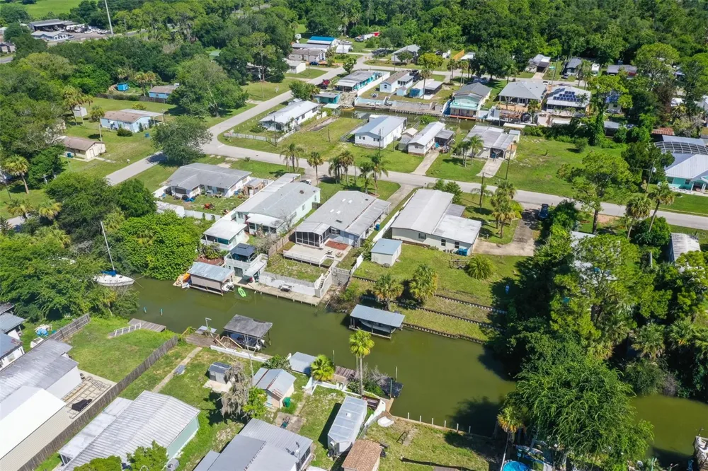 110 CHARLES STREET Edgewater, FL 32141