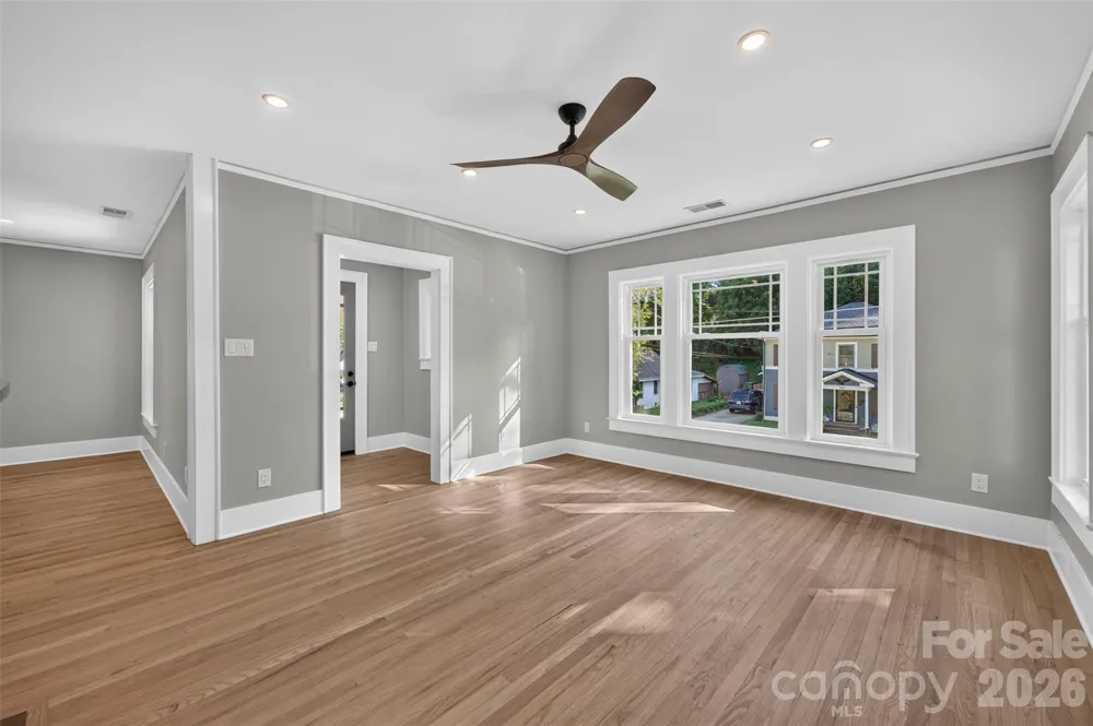 217 Norwood Street SW Lenoir, NC 28645