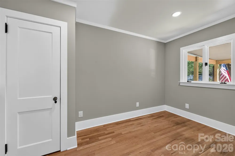 217 Norwood Street SW Lenoir, NC 28645