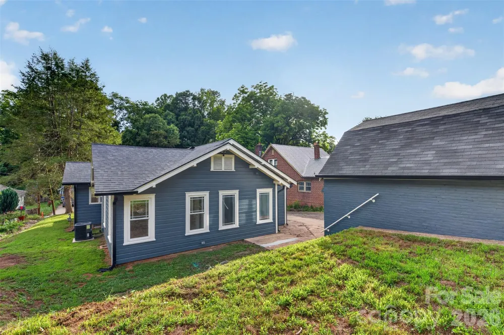 217 Norwood Street SW Lenoir, NC 28645