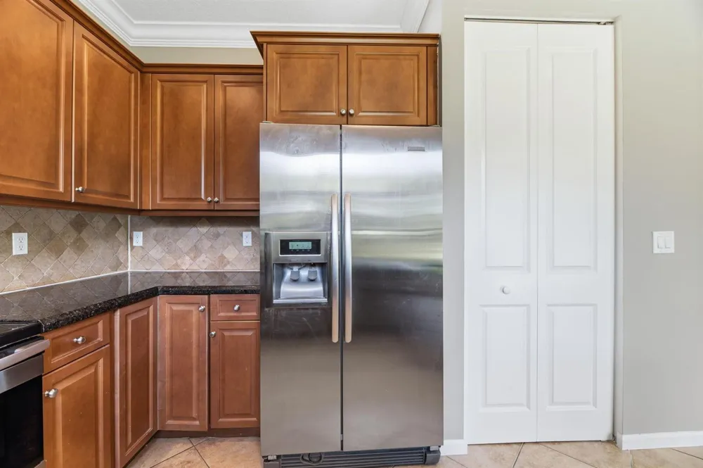 2709 Pienza Circle Royal Palm Beach, FL 33411