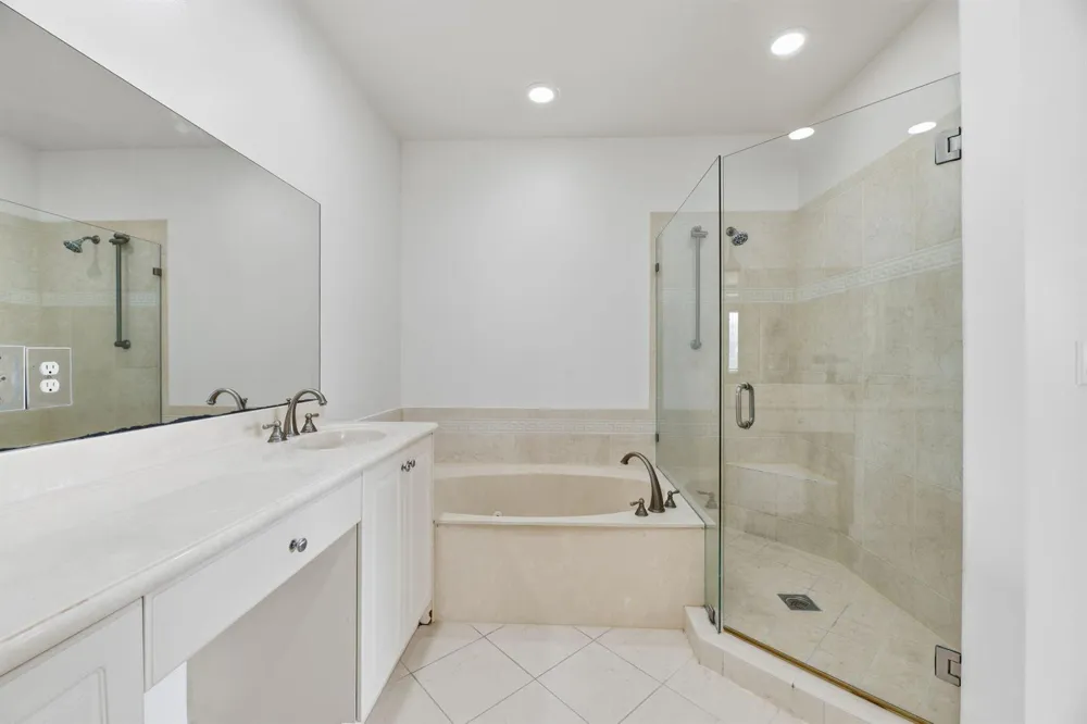 2709 Pienza Circle Royal Palm Beach, FL 33411