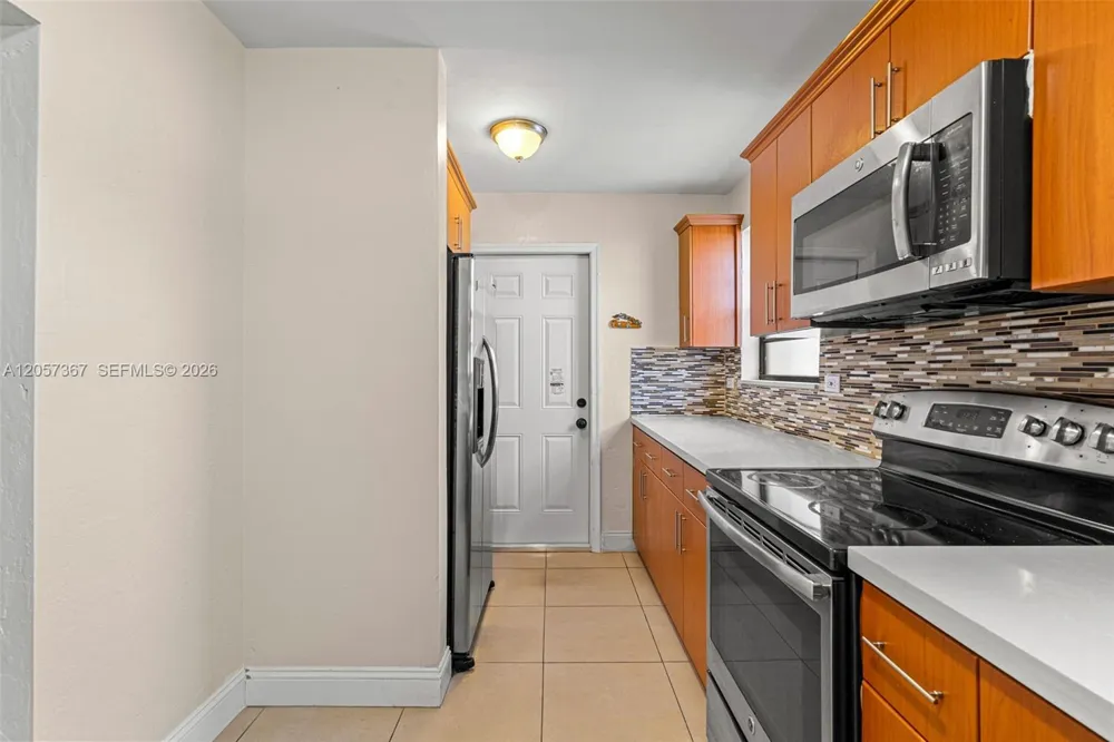 3220 E 8th Ave Hialeah, FL 33013