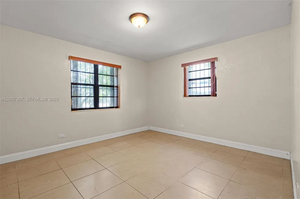 3220 E 8th Ave Hialeah, FL 33013