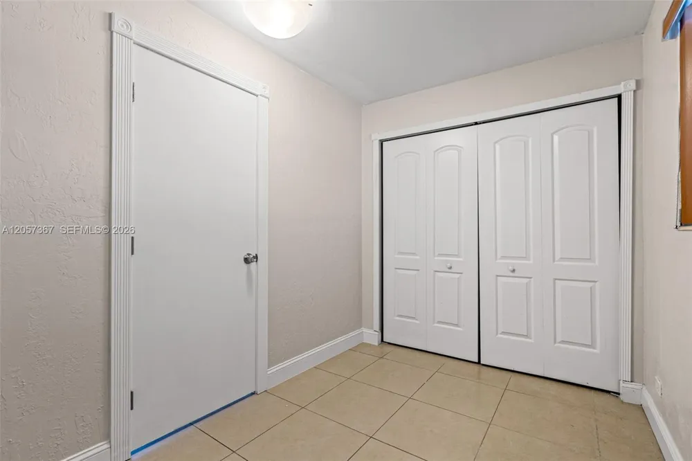 3220 E 8th Ave Hialeah, FL 33013