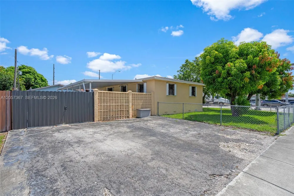 3220 E 8th Ave Hialeah, FL 33013