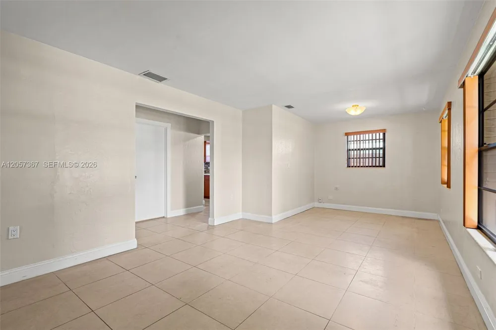 3220 E 8th Ave Hialeah, FL 33013