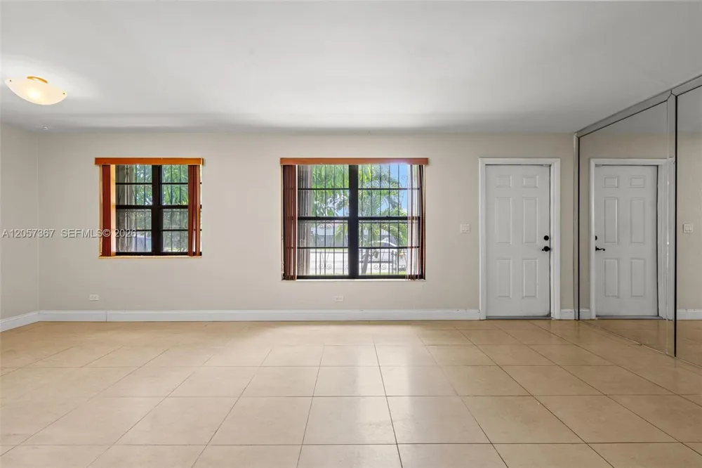 3220 E 8th Ave Hialeah, FL 33013
