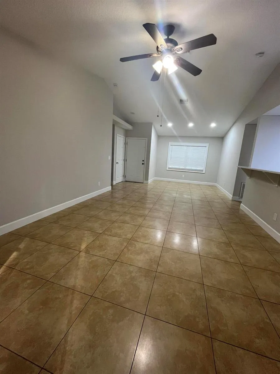 915 11th Terrace Vero Beach, FL 32960
