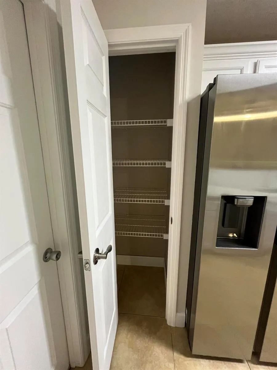 915 11th Terrace Vero Beach, FL 32960