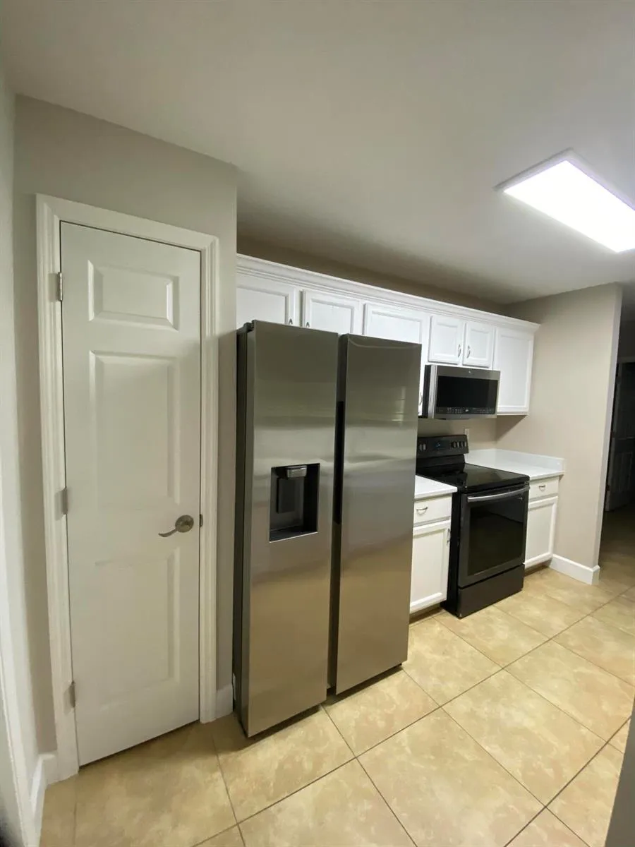 915 11th Terrace Vero Beach, FL 32960
