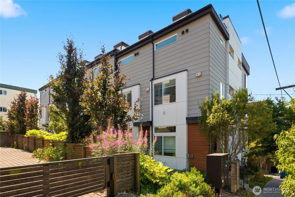 333 90th Street Seattle, WA 98103