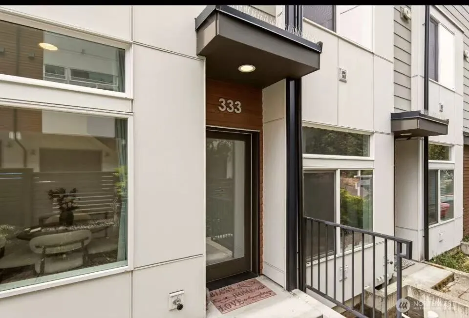 333 90th Street Seattle, WA 98103