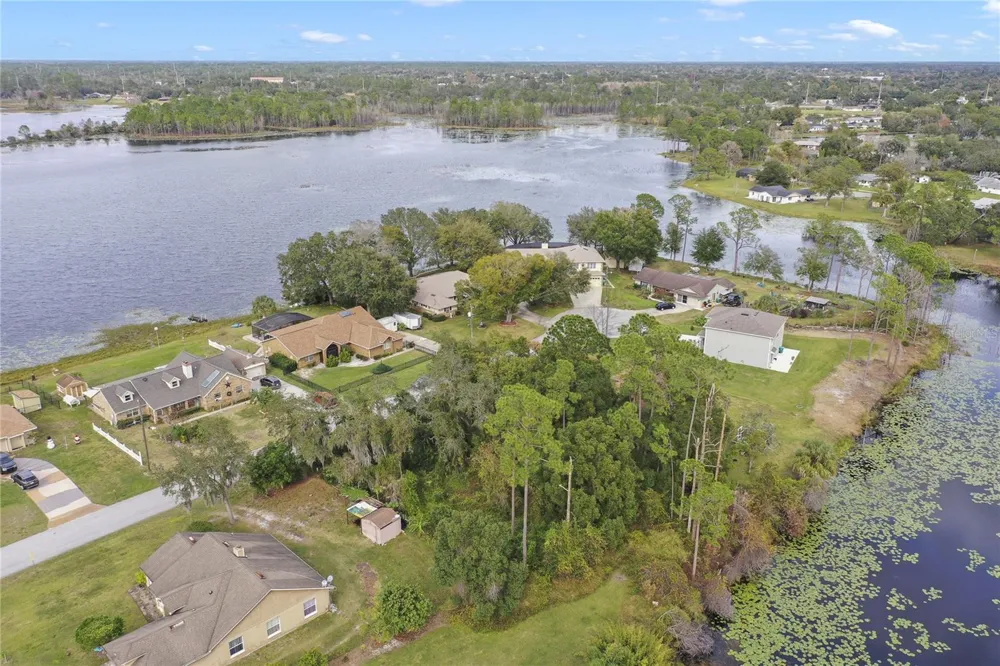 2145 MONTECITO AVENUE Deltona, FL 32738