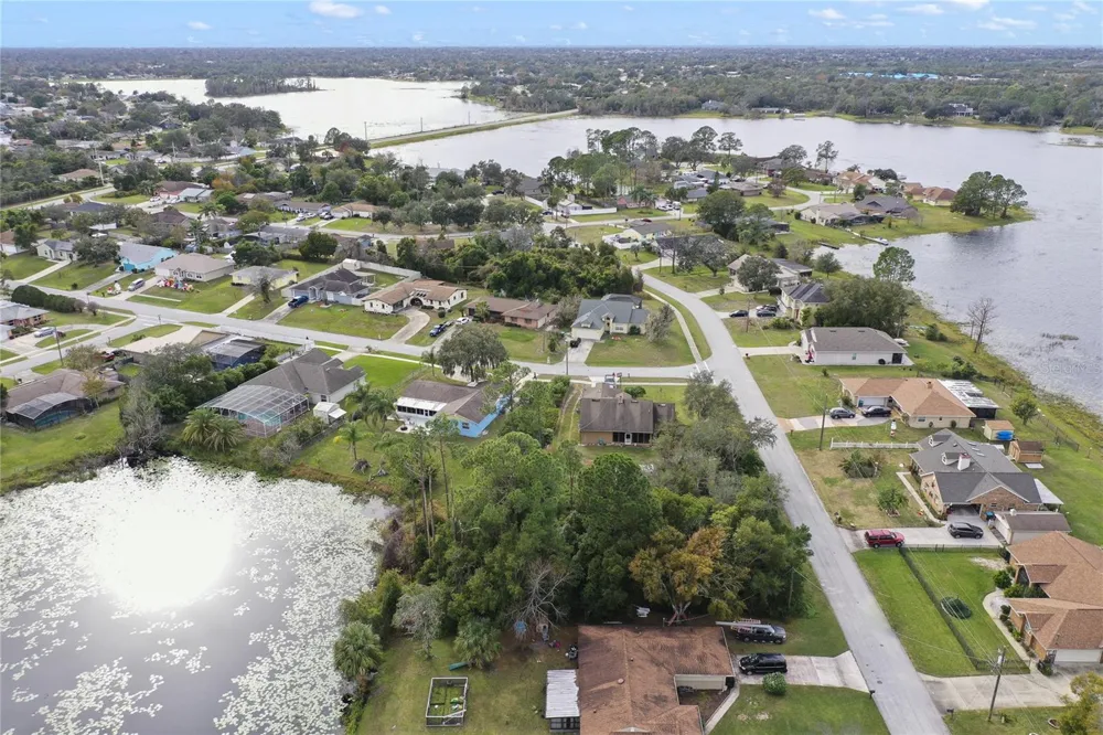2145 MONTECITO AVENUE Deltona, FL 32738