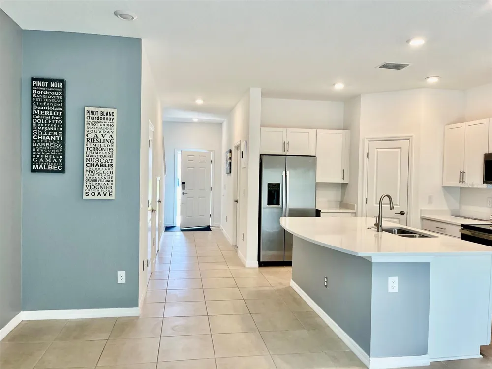 8500 LUNAR SKYE STREET Sarasota, FL 34241