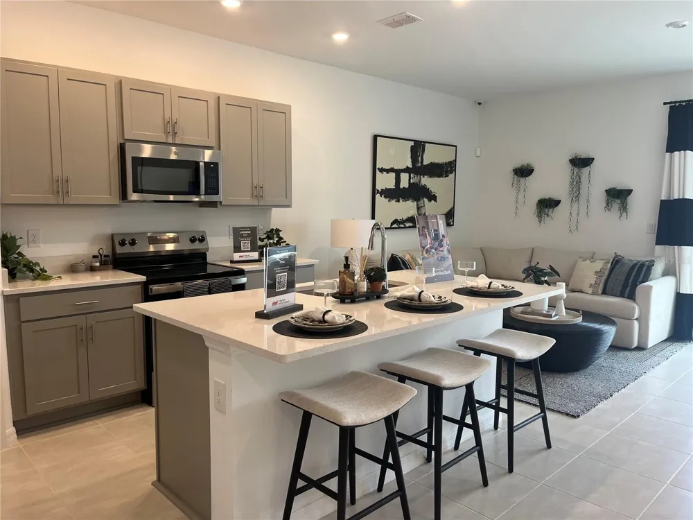 8500 LUNAR SKYE STREET Sarasota, FL 34241