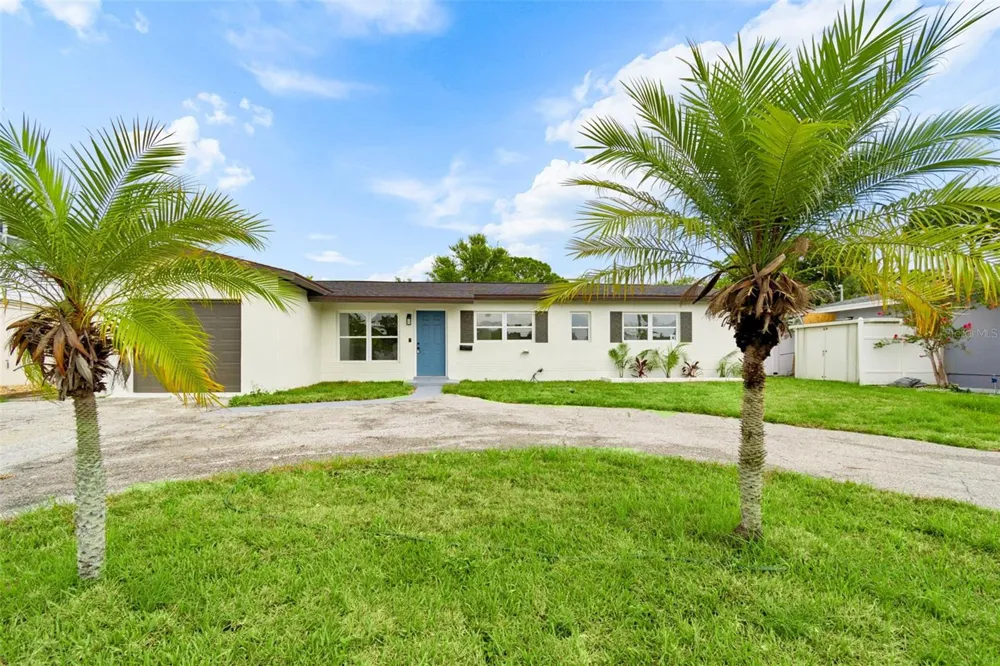 6781 33RD AVENUE St Petersburg, FL 33710