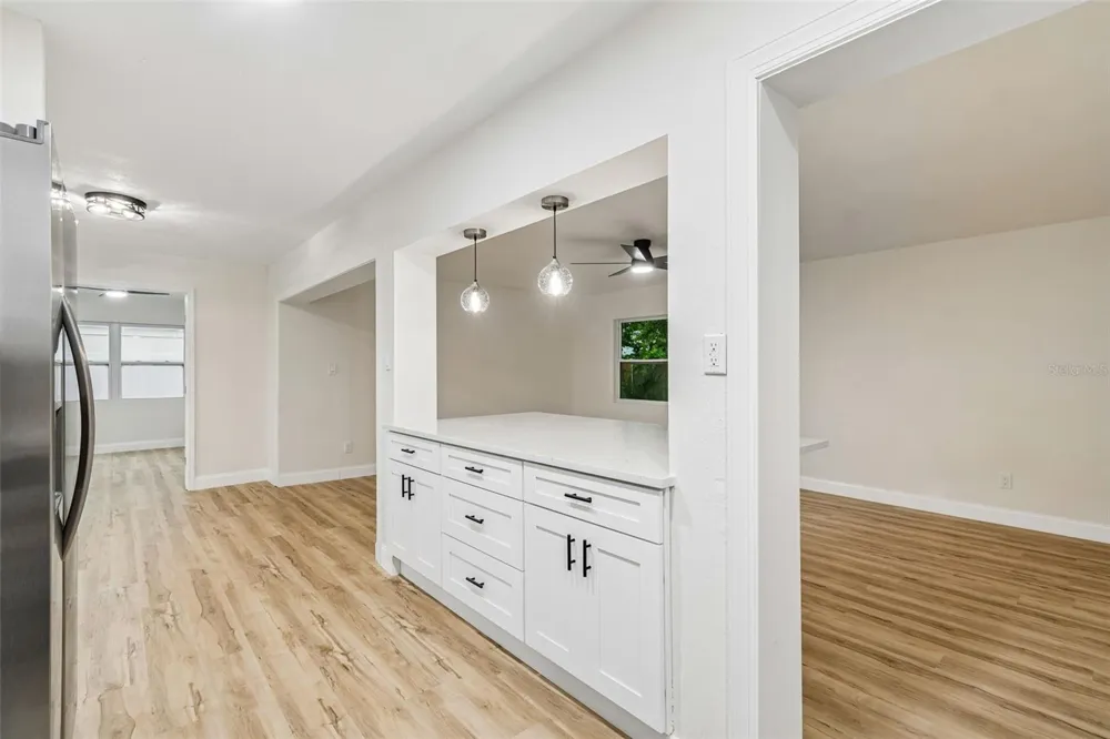 6781 33RD AVENUE St Petersburg, FL 33710