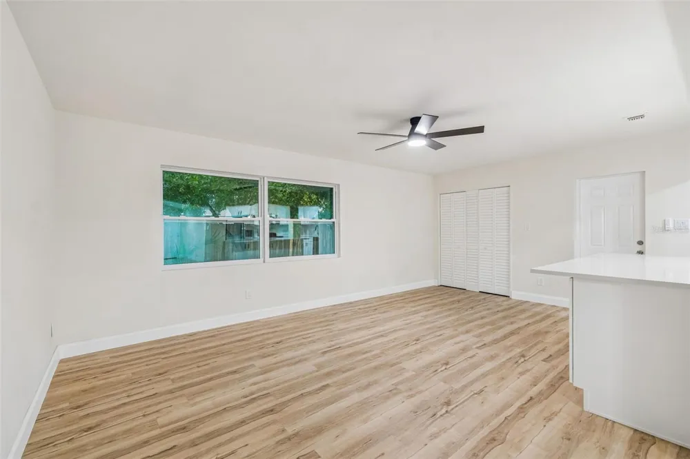 6781 33RD AVENUE St Petersburg, FL 33710