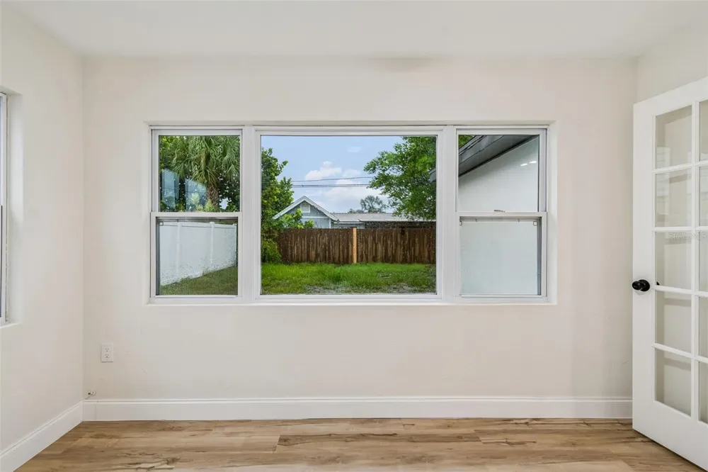 6781 33RD AVENUE St Petersburg, FL 33710