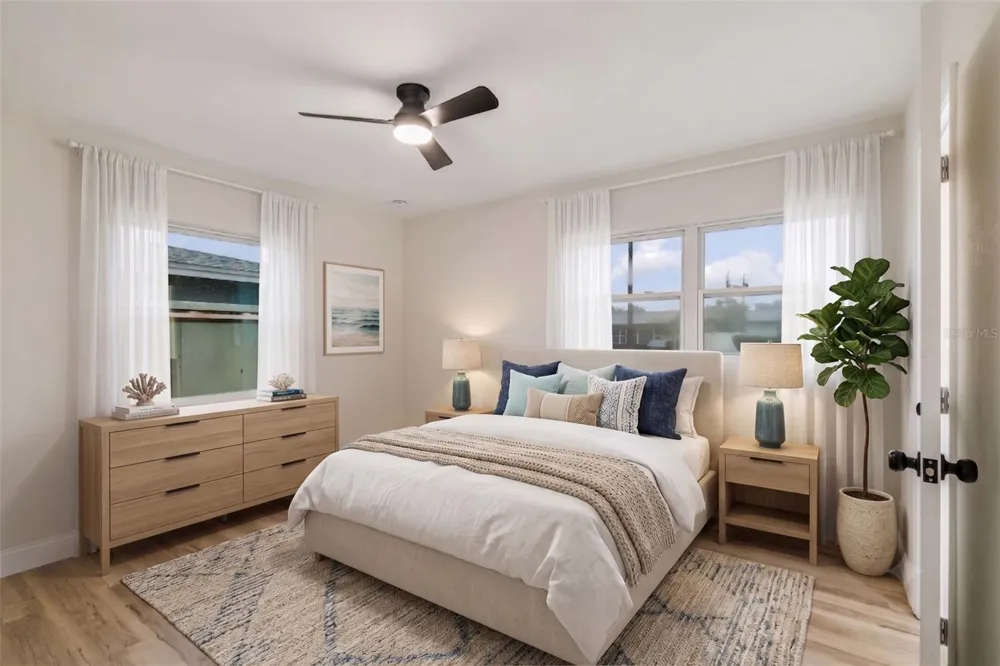 6781 33RD AVENUE St Petersburg, FL 33710