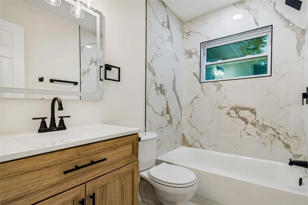 6781 33RD AVENUE St Petersburg, FL 33710