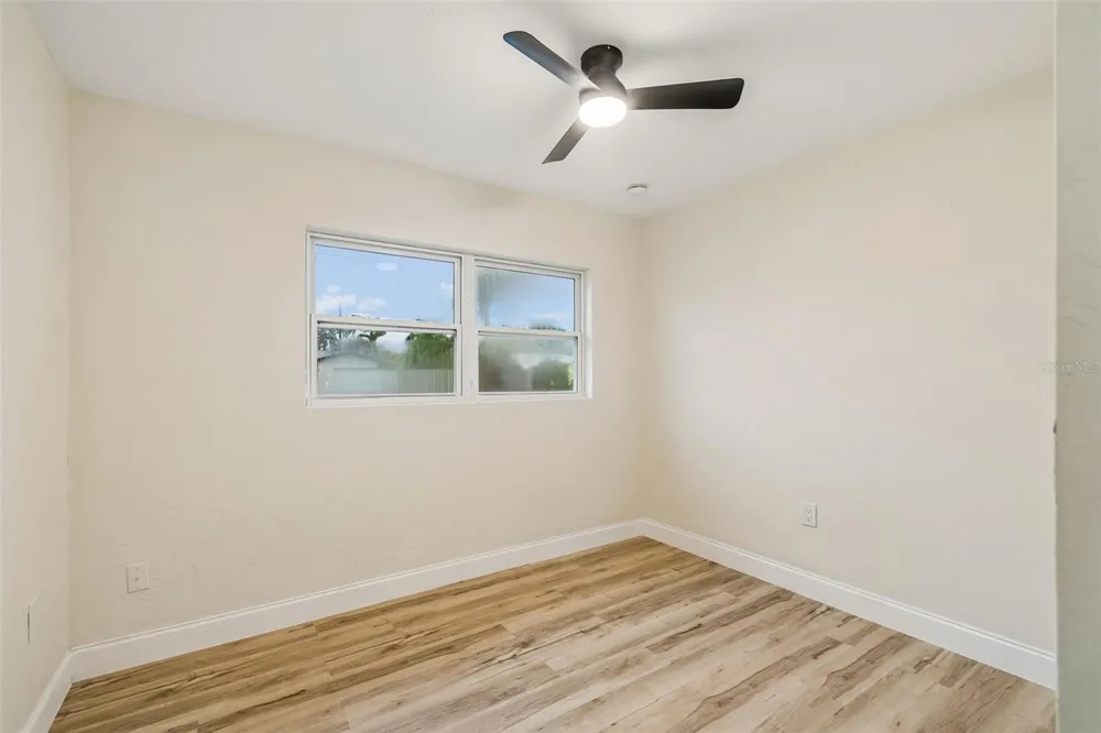 6781 33RD AVENUE St Petersburg, FL 33710