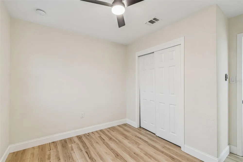 6781 33RD AVENUE St Petersburg, FL 33710
