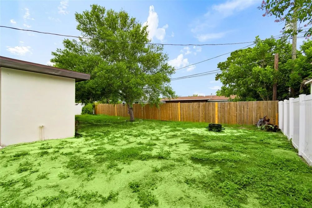 6781 33RD AVENUE St Petersburg, FL 33710