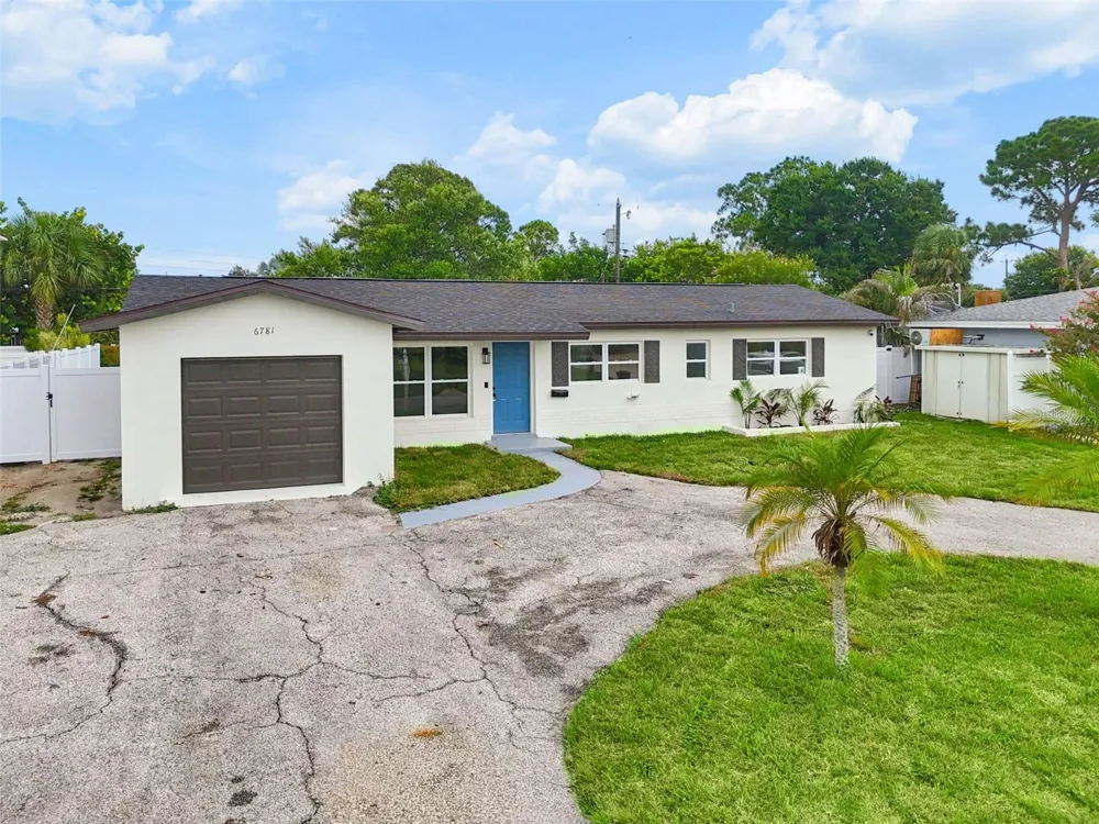 6781 33RD AVENUE St Petersburg, FL 33710