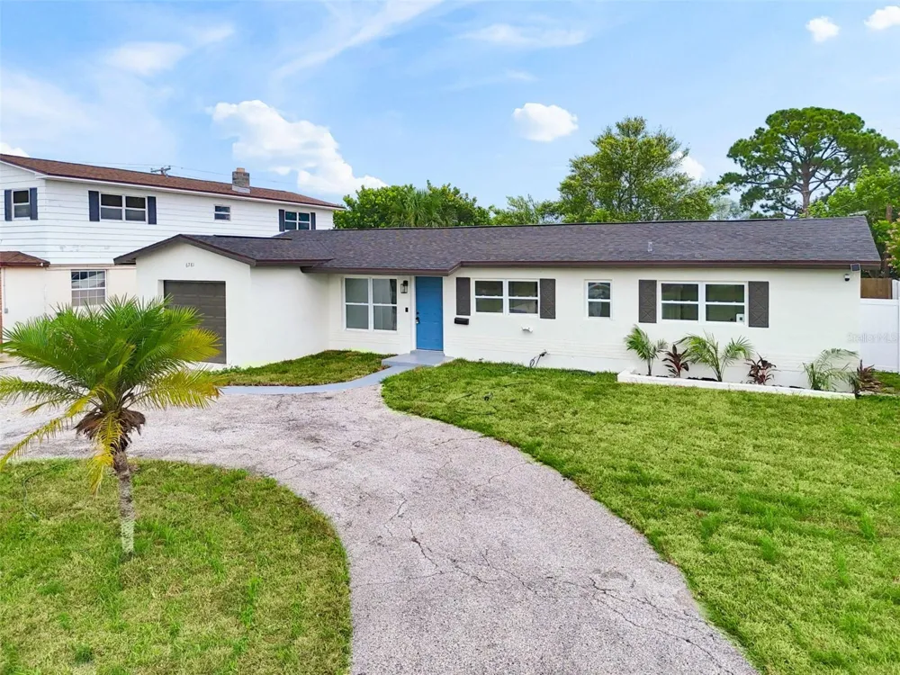6781 33RD AVENUE St Petersburg, FL 33710