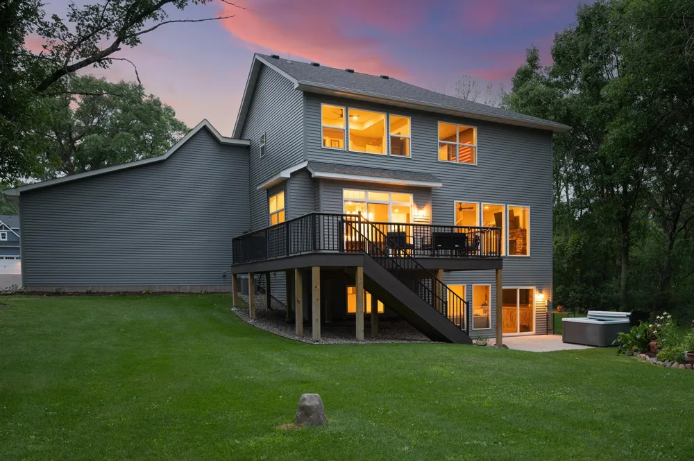 1747 198th Avenue NW Oak Grove, MN 55011