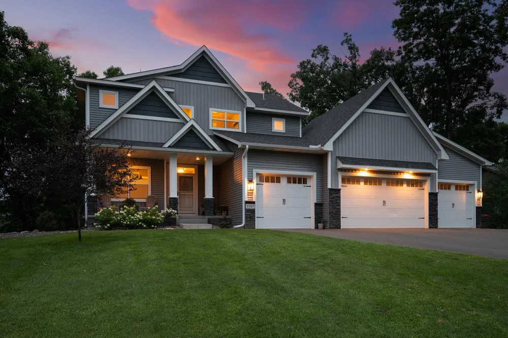1747 198th Avenue NW Oak Grove, MN 55011