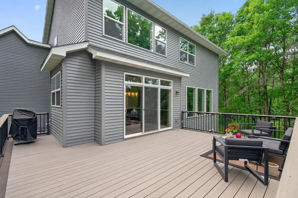 1747 198th Avenue NW Oak Grove, MN 55011