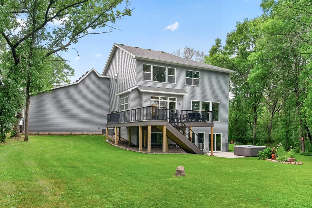 1747 198th Avenue NW Oak Grove, MN 55011