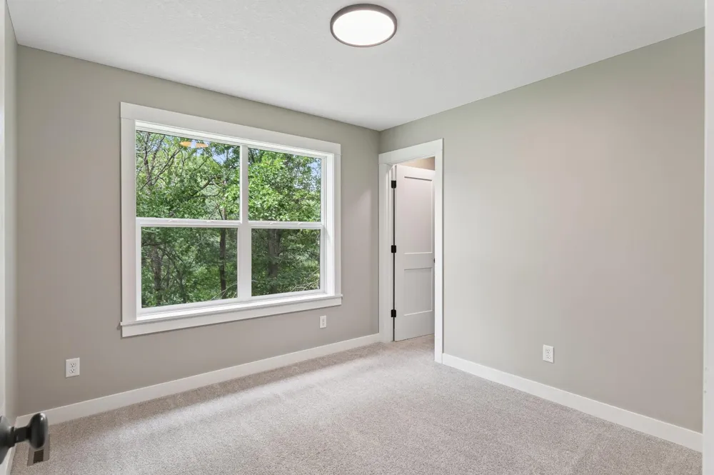 1747 198th Avenue NW Oak Grove, MN 55011