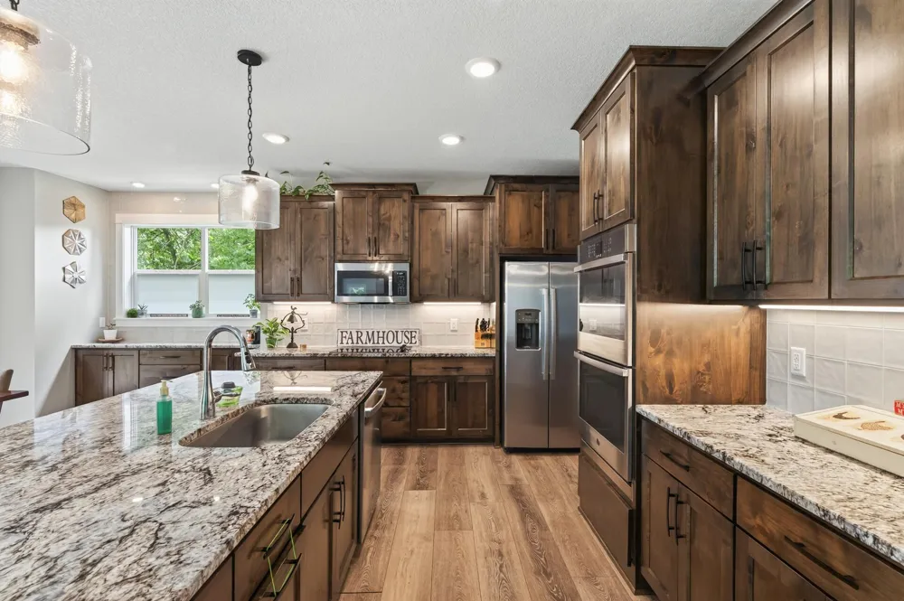 1747 198th Avenue NW Oak Grove, MN 55011