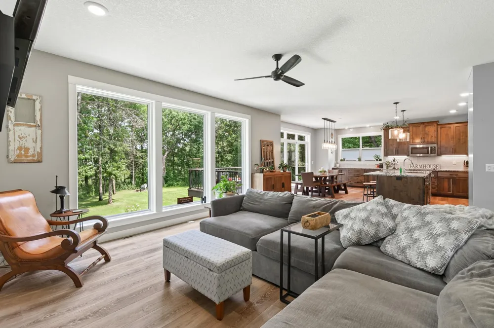 1747 198th Avenue NW Oak Grove, MN 55011