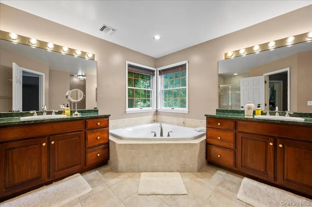 27 Gideon Reynolds Road Cross River, NY 10518