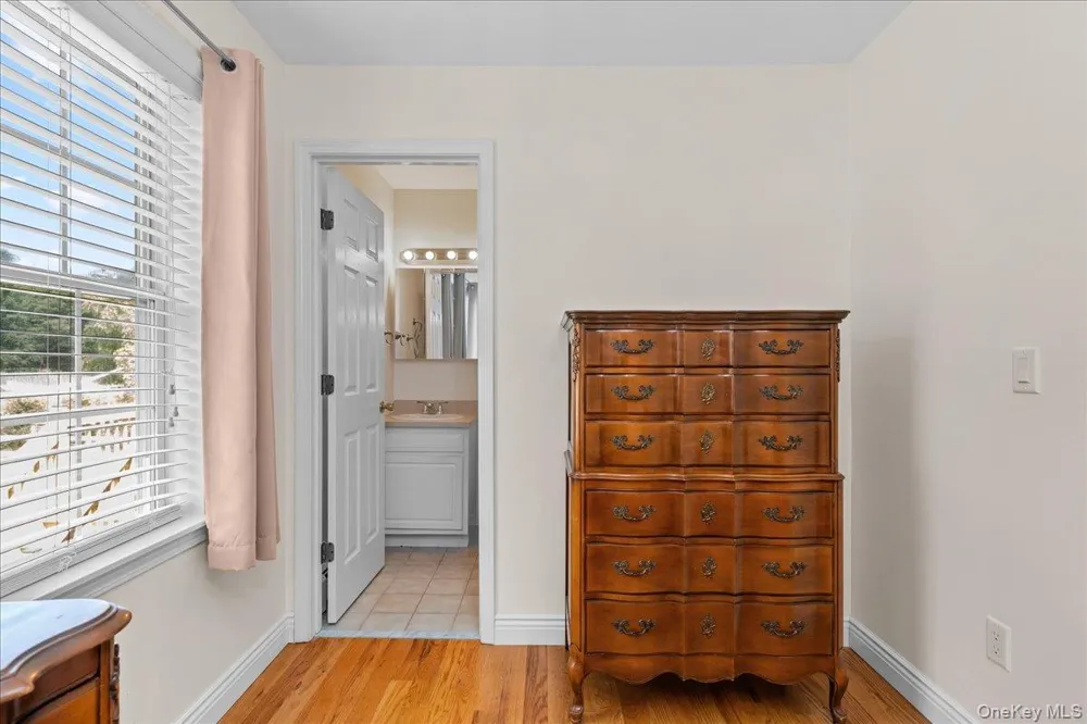 1 S Lynn Street Warwick, NY 10990
