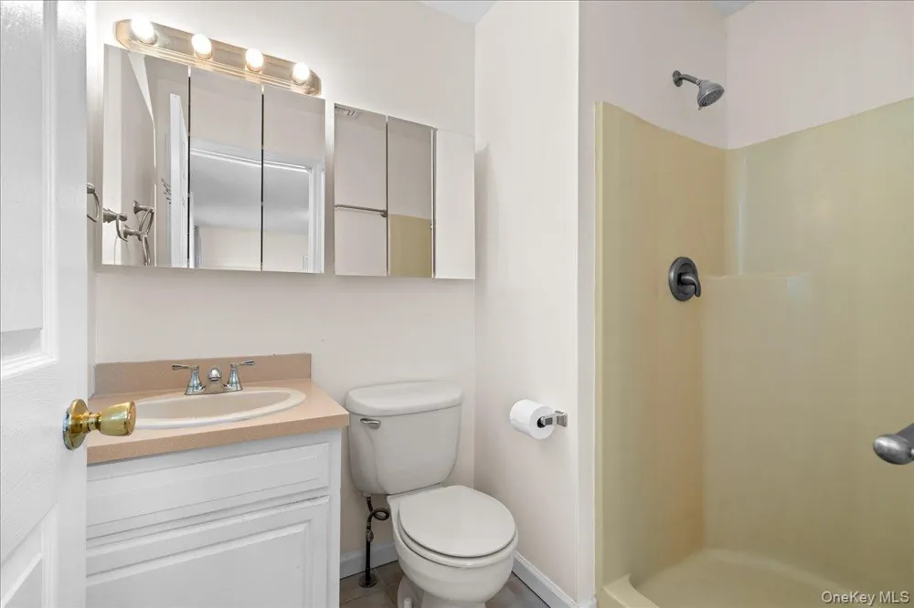 1 S Lynn Street Warwick, NY 10990