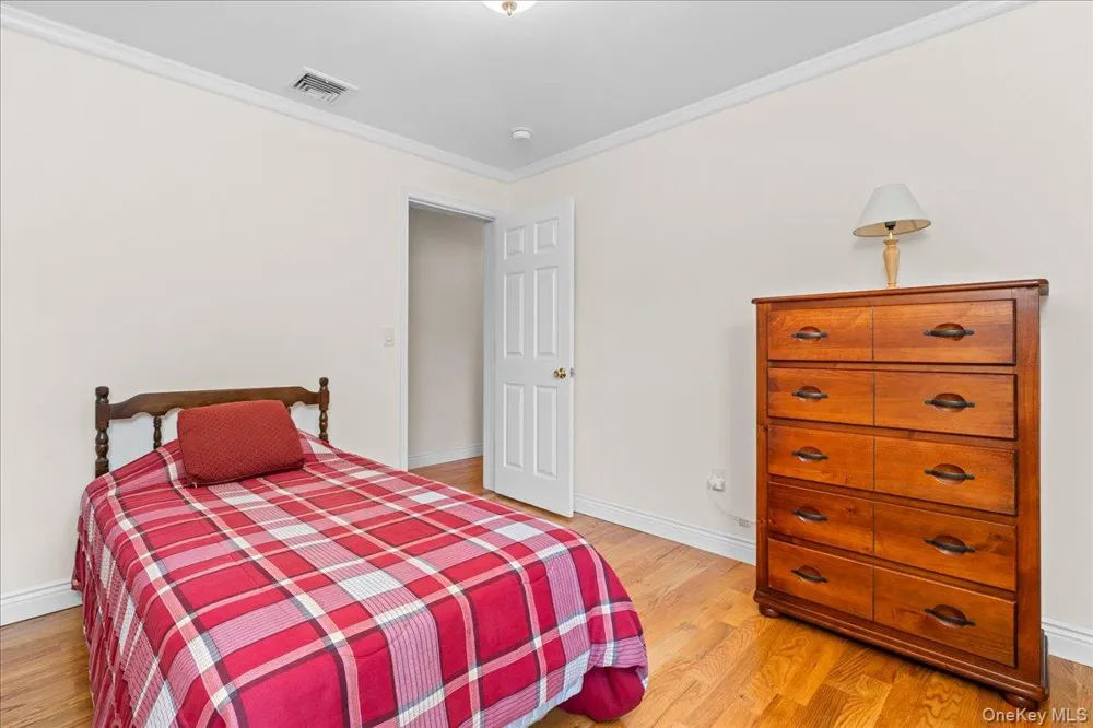 1 S Lynn Street Warwick, NY 10990